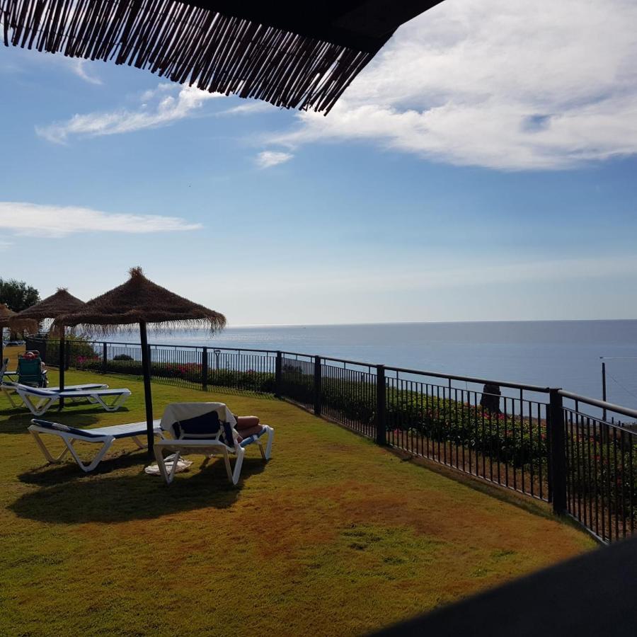 Apartamento Frente Al Mar Con Parking Privado Torrox Exterior foto